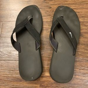 Women’s Nike flip-flops